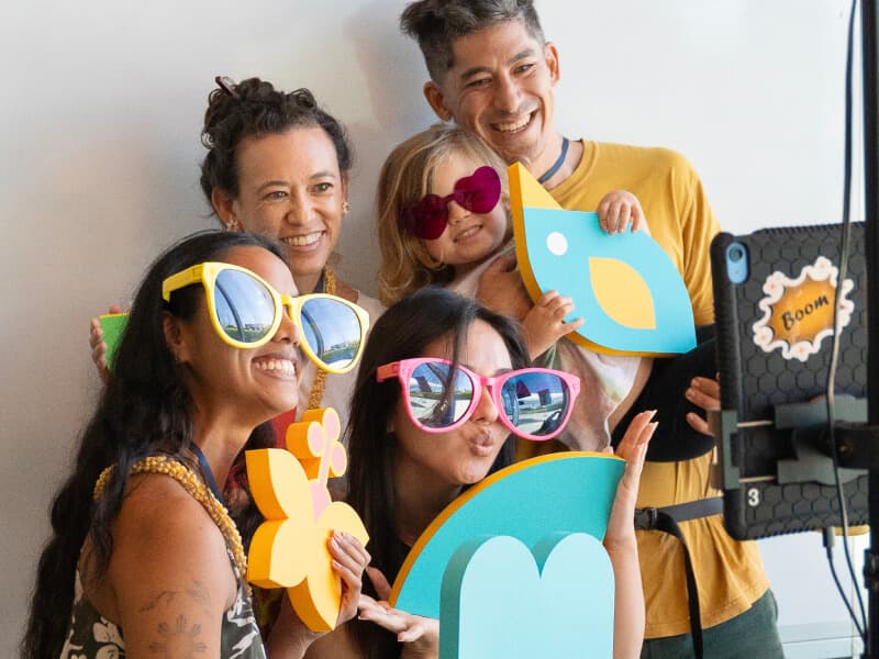 UXHI members at photo booth